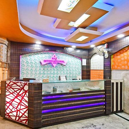 Oyo 85829 Max International 호텔 콜카타 외부 사진