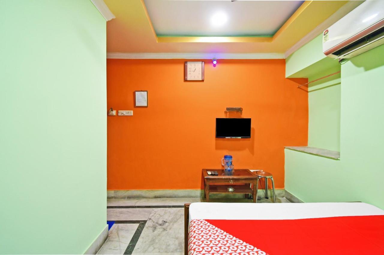 Oyo 85829 Max International 호텔 콜카타 외부 사진
